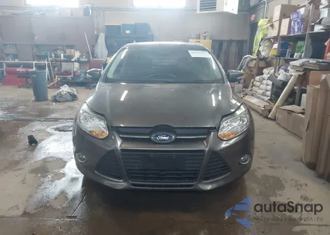 2014 Ford Focus Se z USA, uszkodzony, nr VIN 1FADP3F28EL280351
